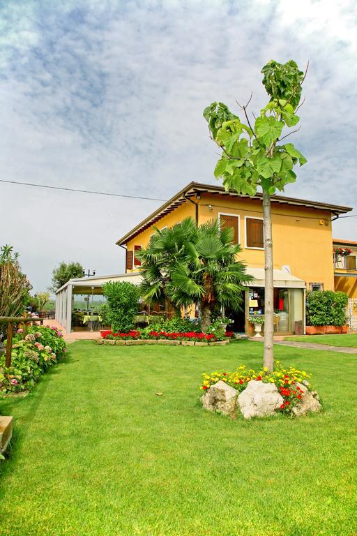 Locanda Le Palafitte Bardolino Exterior foto